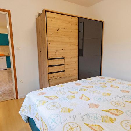 Apartments Baricevic Bol Luaran gambar
