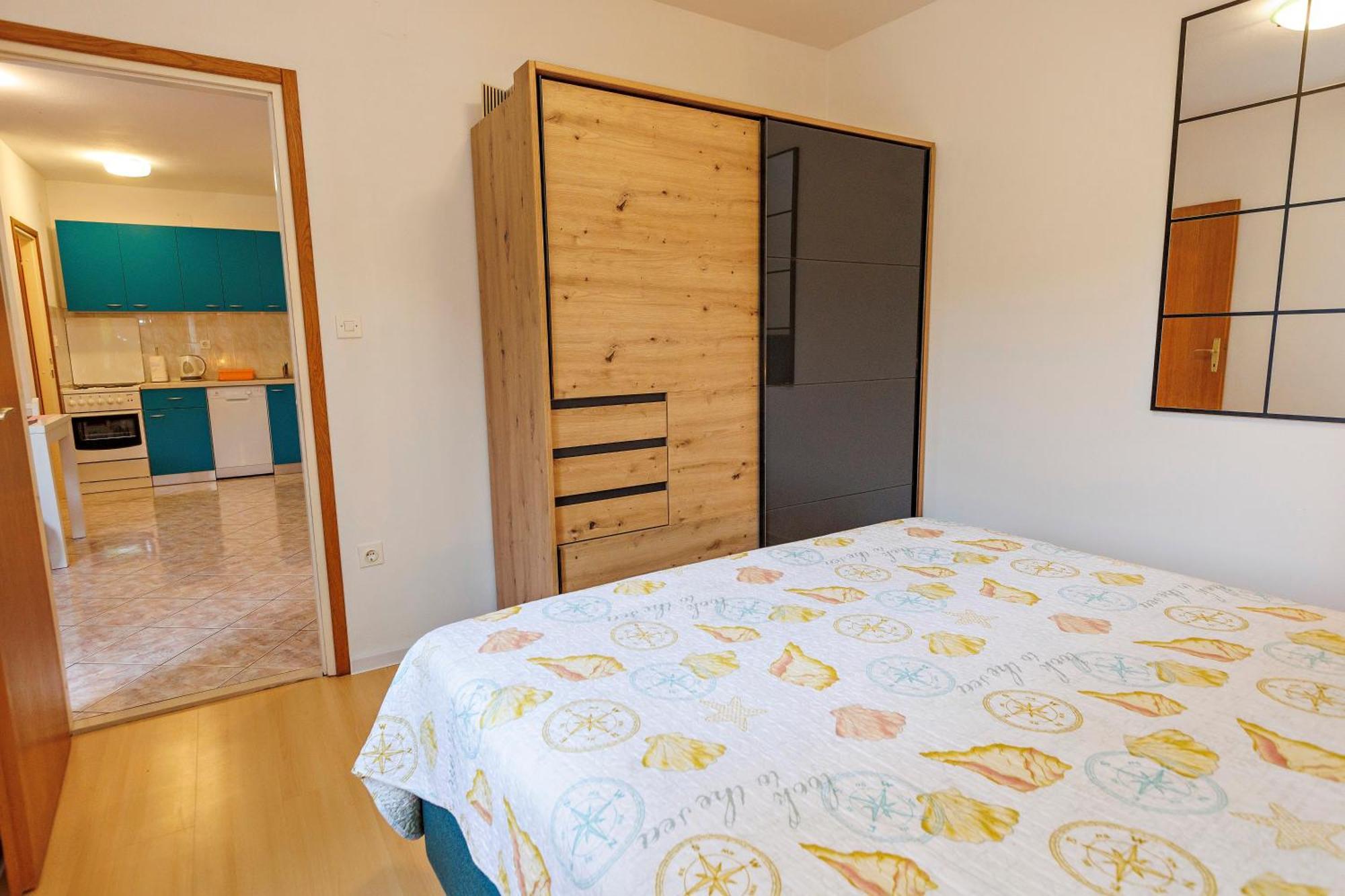 Apartments Baricevic Bol Luaran gambar