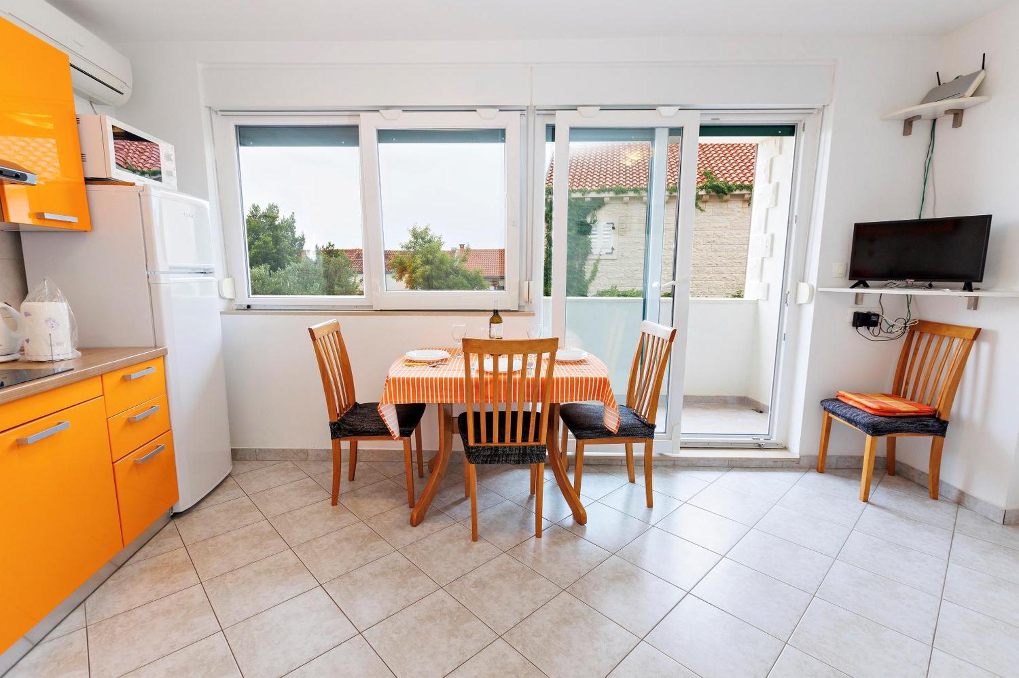 Apartments Baricevic Bol Luaran gambar