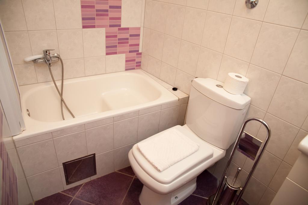 Apartments Baricevic Bol Luaran gambar