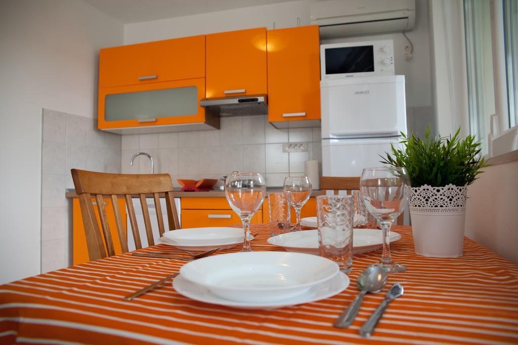 Apartments Baricevic Bol Luaran gambar
