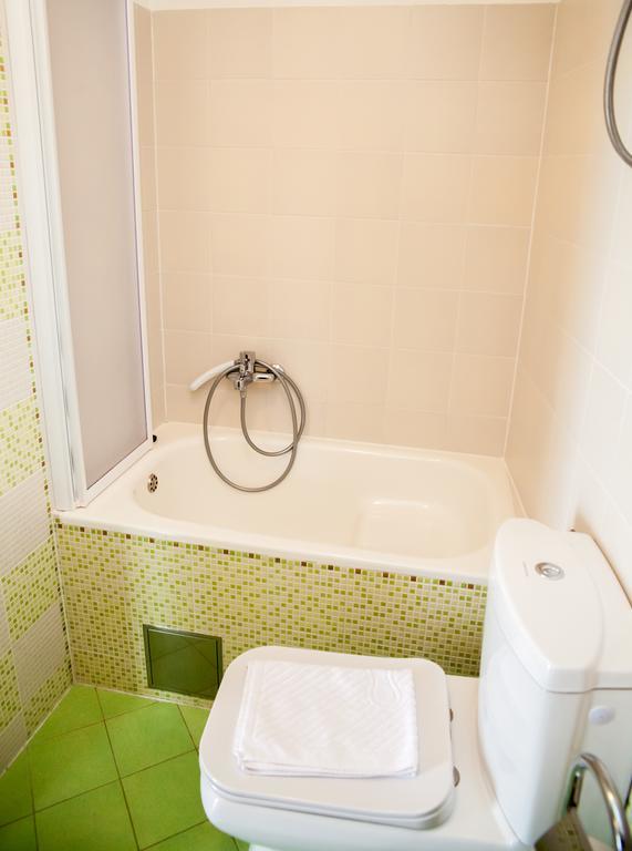 Apartments Baricevic Bol Luaran gambar